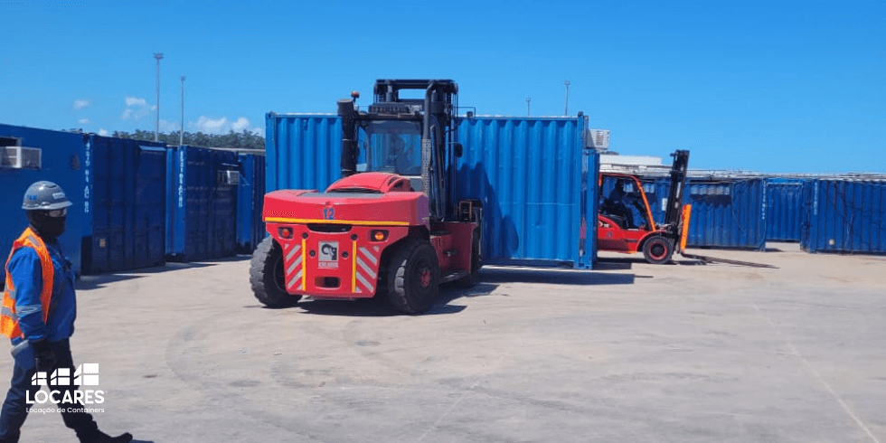 Locares Locação de Container ES BA RJ MG SP | Aluguel de Container ES BA RJ MG SP Containers e Guindautos: Otimização de Pátios e Armazéns em Portos
